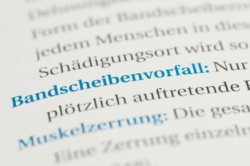 Obraz premium Bandscheibenvorfall Definition