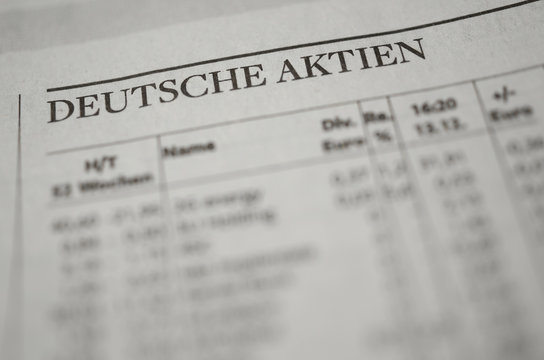Deutsche Aktien Überschrift in der Zeitung