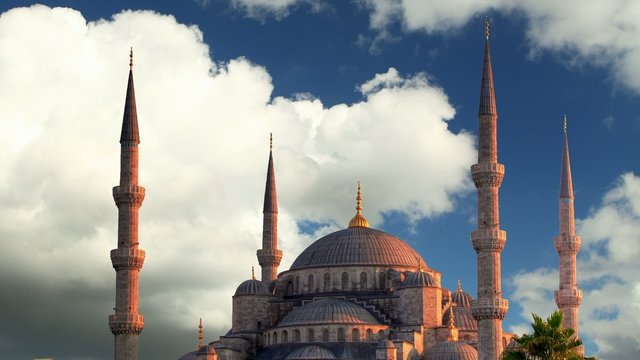 Istanbul at day - blue mosque - time lapse