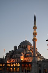 Fototapeta na wymiar New Mosque at sundown, Istanbul