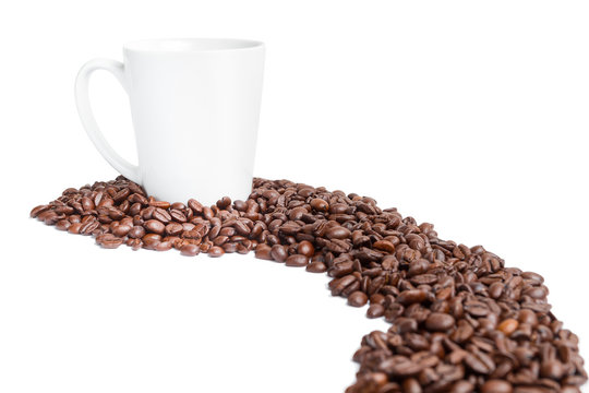 Mug and path coffee beans