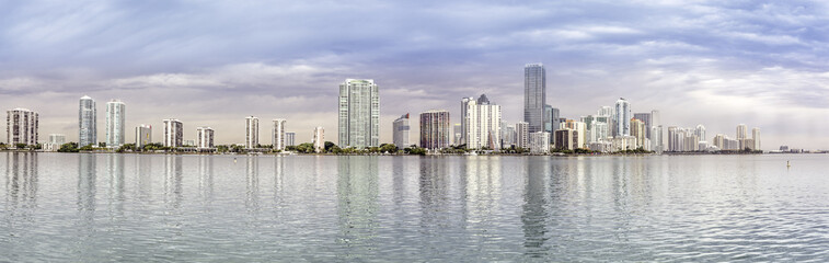 Fototapeta na wymiar Miami skyline panorama from Biscayne Bay