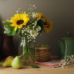 Still life with sunflower bouquet on wooden table © maglara