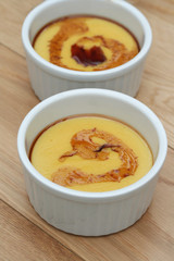 crema al caramello