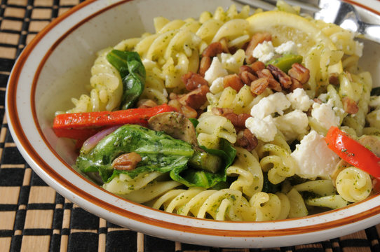 Spinich and pasta salad