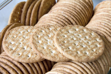 Round Whole Wheat Crackers Macro