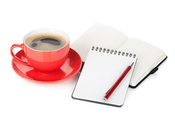 Obraz na płótnie Canvas Red coffee cup and office supplies