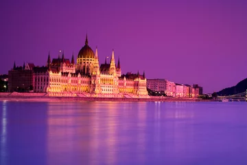 Foto auf Acrylglas Violett Das ungarische Parlament