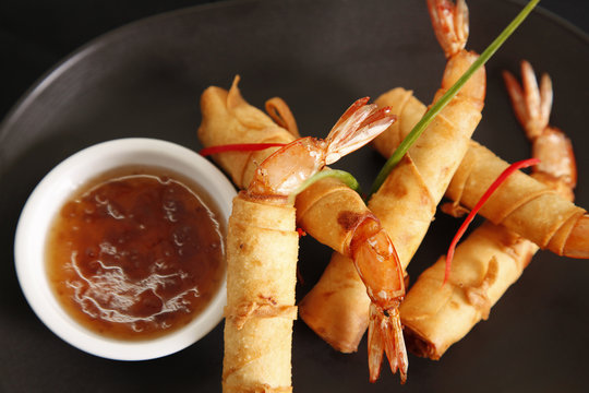 Fototapeta Crispy shrimp Spring rolls
