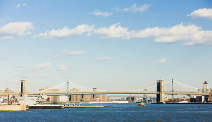 Fototapeta na wymiar Brooklyn Bridge and Manhattan Bridge, New York City, USA