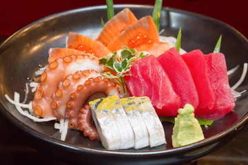 Raw seafood sashimi set