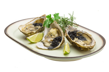 Oysters with black cavair