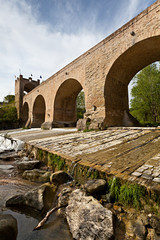 Fototapeta na wymiar Tolentino, il Ponte del Diavolo