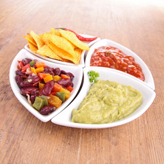 nachos and dips