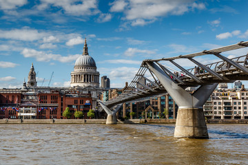 Fototapeta premium Millennium Bridge and Saint Paul's Cathedral in London, United K