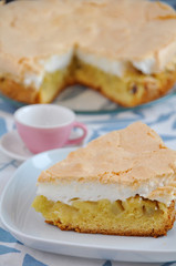 Rhabarber Baiser Kuchen