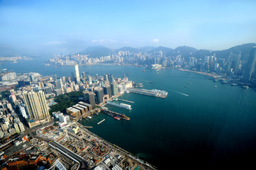 Fototapeta na wymiar view and skyline in Hong Kong