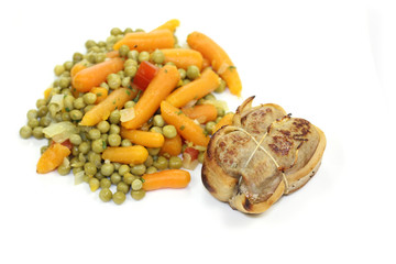 petits pois et carottes et paupiette