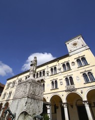 palazzo dei rettori a Belluno, Piazza Duomo.