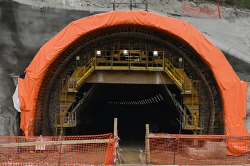 Tableaux ronds sur plexiglas Tunnel Ingresso tunnel