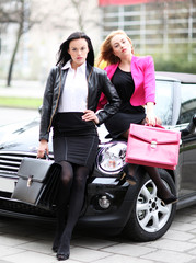 Fototapeta na wymiar junge Geschäftsfrauen