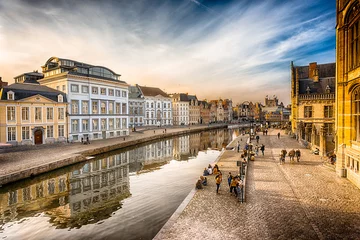 Raamstickers HDR-afbeelding van kanaal in Gent, België © elvistudio