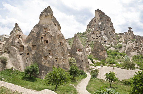 T&uuml;rkei; Kappadokien, H&ouml;hlenwohnungen von U&ccedil;hisar