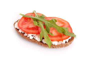 bread with tomato