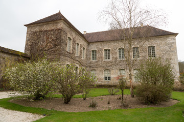 Fototapeta na wymiar Fontenay Abbey - kamienny budynek