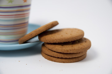 Taza y galletas
