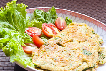 fried egg with vegetable