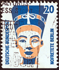 Head of Nefertiti (Egypt 1987)