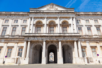 Fototapeta na wymiar Ajuda National Palace Lizbona, Portugalia. Wschodnia fasada
