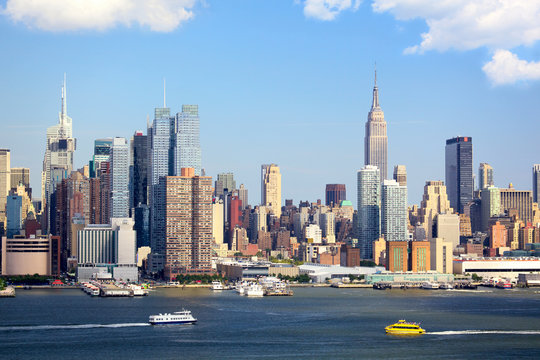 Fototapeta Manhattan Skyline over Hudson River, New York City