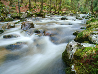 RUISSEAU DE MONTAGNE