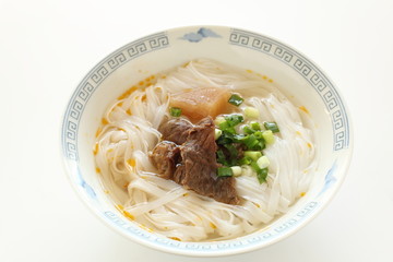 vietnamese food, rice noodles with simmered beef and radish