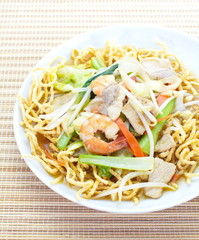 Chinese Deep Fried Noodle with seafood