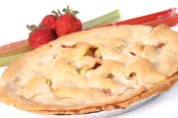 strawberry and rhubarb pie