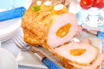 Roasted pork loin with apricots and almonds