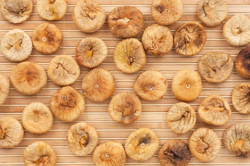 Figs on the bamboo mat