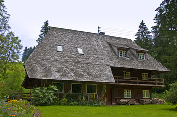 Fototapeta na wymiar Schwarzwald black forest house