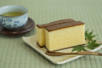 カステラとお茶