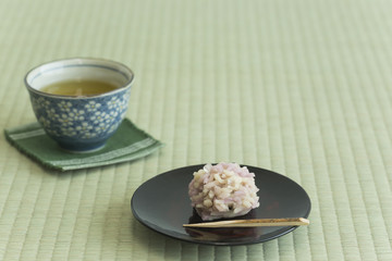 饅頭とお茶