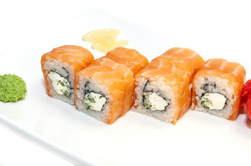 Роллы с угрем и яйцом