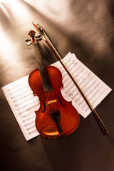 Fototapeta premium Violin and notes