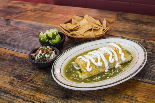 Burrito in Green Sauce