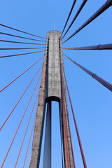 鮎の瀬大橋の幾何学的模様の橋桁