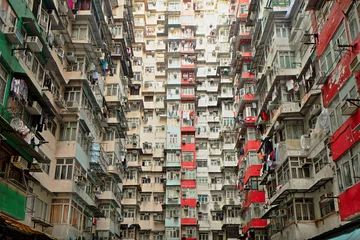 Foto op Plexiglas Old apartment in Hong Kong © leungchopan