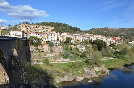 Monistrol de Montserrat, vue du pont m&eacute;di&eacute;val