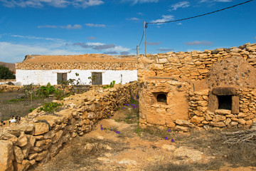 Fototapeta na wymiar Anwesen bei Llanos de la Concepcion